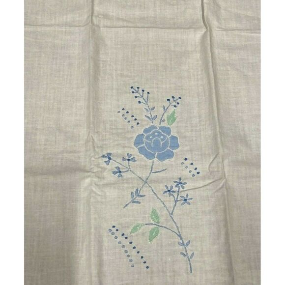 Lot 2 Vintage Linen Embroidered Blue Floral Table Cloth Napkins Towel 20x13” - Picture 1 of 4